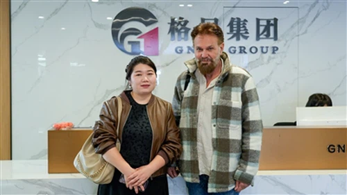 تقوم GNEE STEEL بتسليم ملفات الصلب المجلفن DX55D إلى عميل جزائري رئيسي